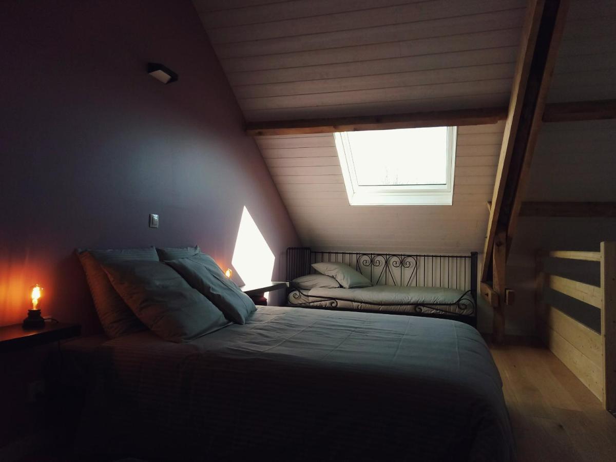 Chambres D'Hotes Quatre Mains Saint-Priest-des-Champs Exterior foto